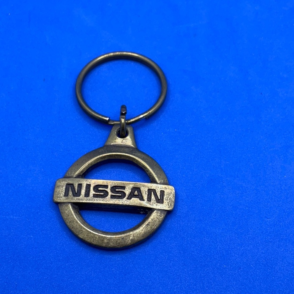 ⭐️ 10-4-10 - Keychain - Nissan
